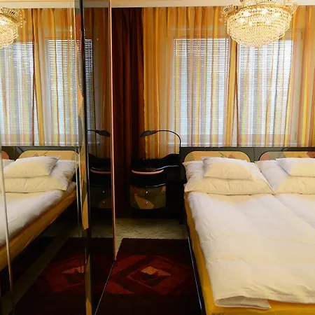 Nexus Vendeghaz Lägenhetshotell 4*